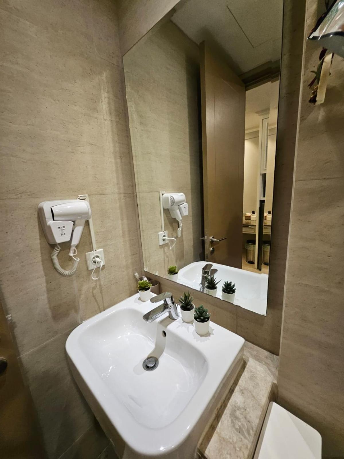 Gold Coast Apartemen Pik By Dluxx Jakarta Extérieur photo